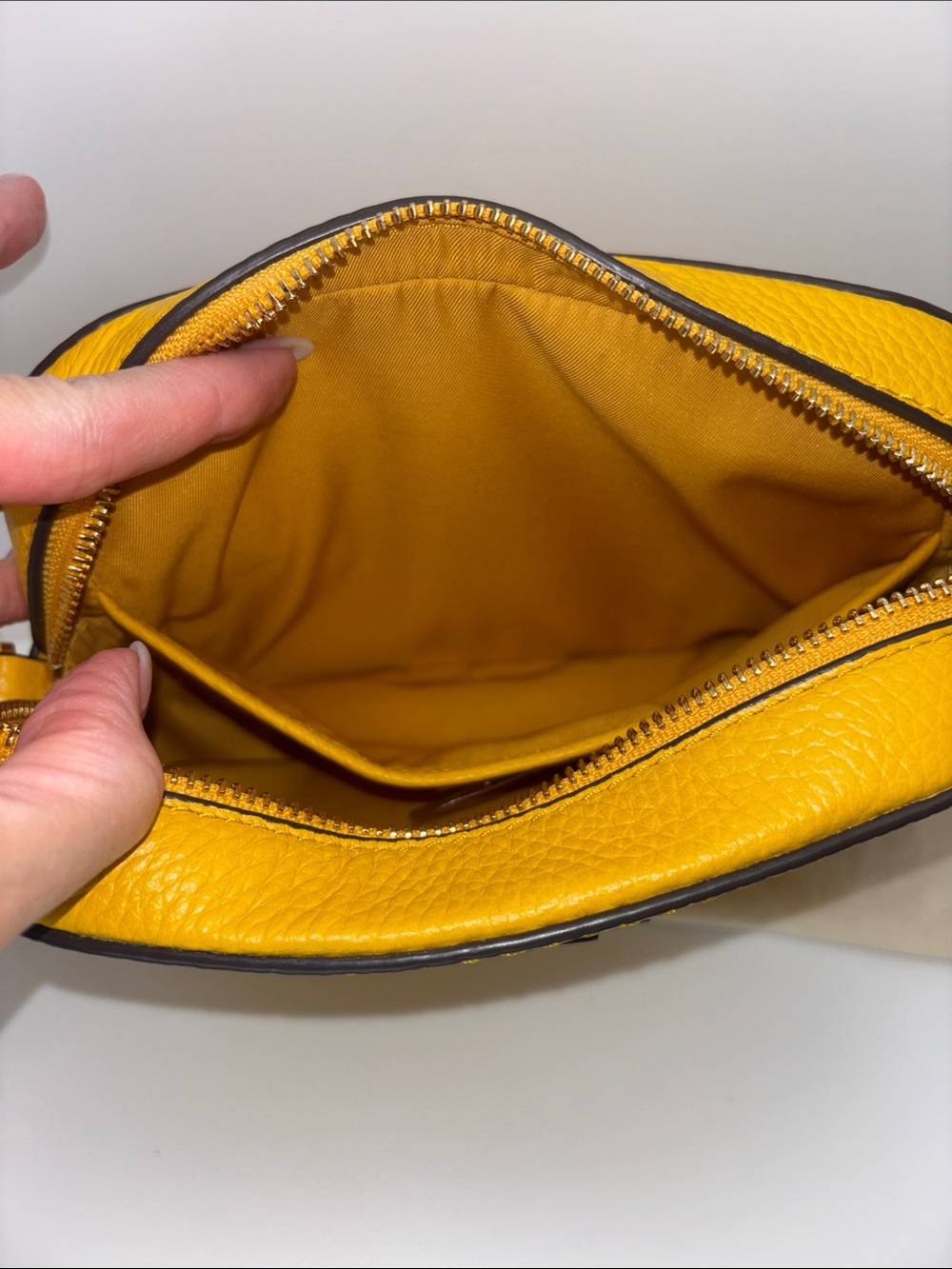Tory Burch Sunshine Yellow Pebbled Leather Crossbody with Tassel - Picture 9 of 11